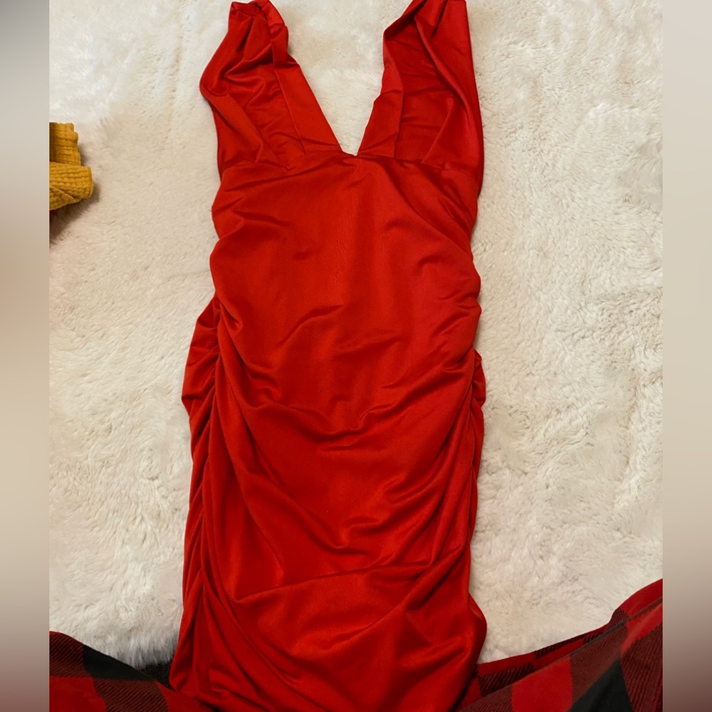 Red body con dress